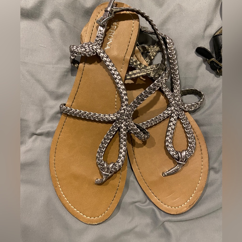 Chrome color Sandals